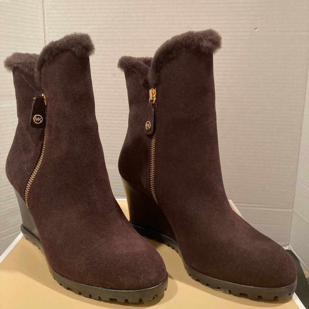 Michael Kors Whitaker Dark Brown Suede Wedge Boots NIB - retail $265